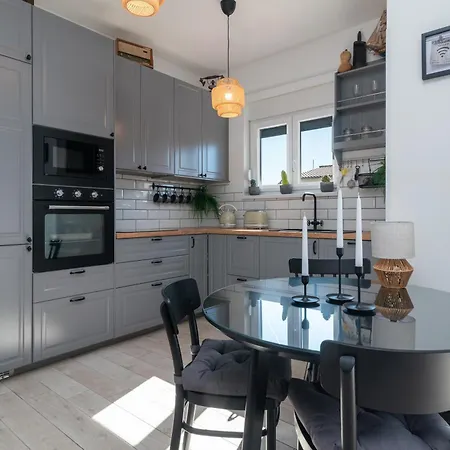 With Parking Space - 25137 Apartment *