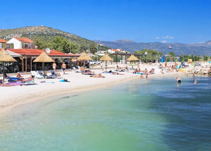 With Parking Space - 25137 Apartment