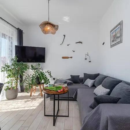 With Parking Space - 25137 Apartment *